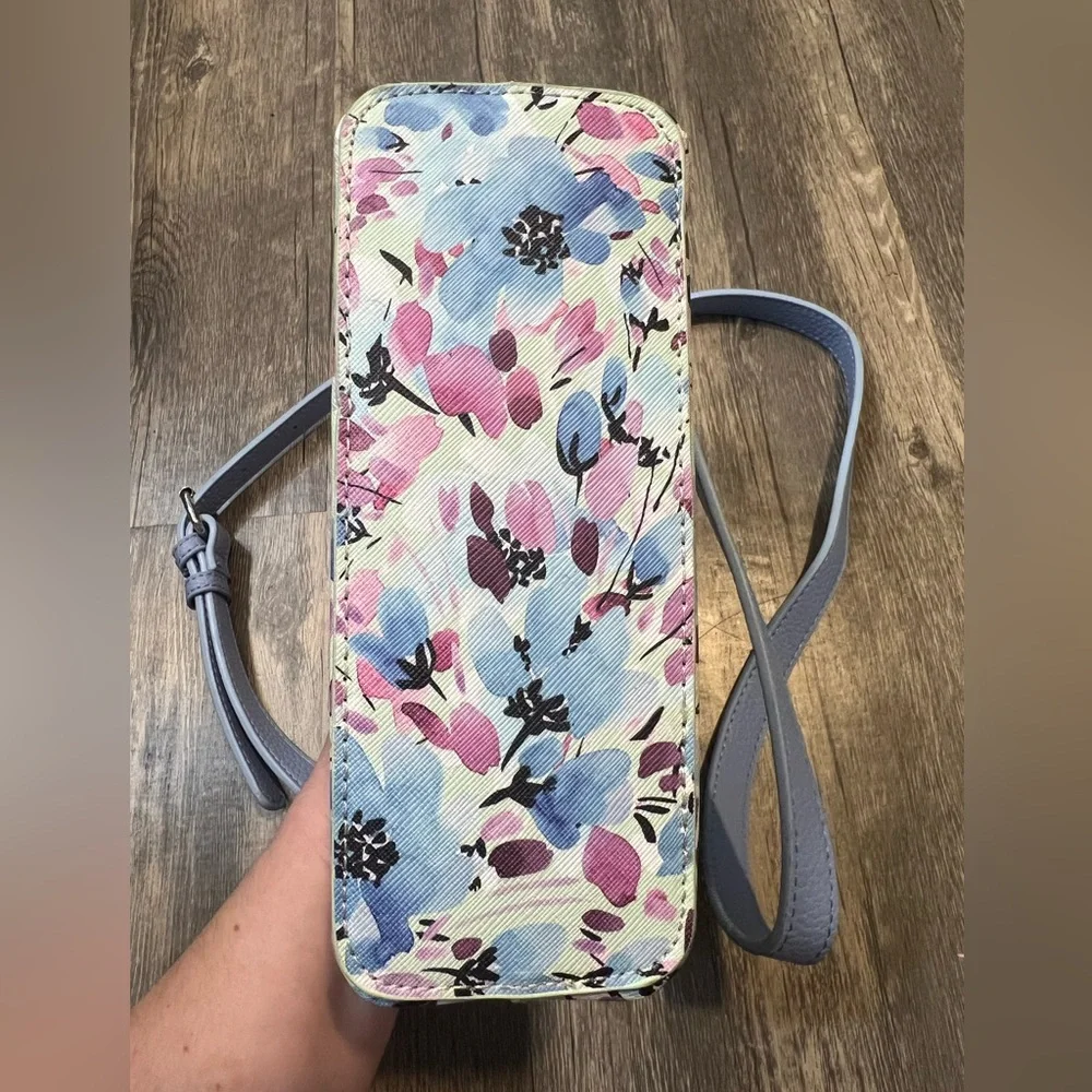 Steve Madden Watercolor Floral Dome Crossbody Bag NWOT Spring Mini Adjustable - Picture 4 of 5